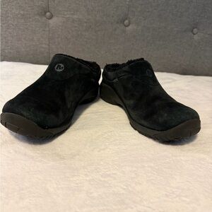 Merrell Women's Black Suede Mules